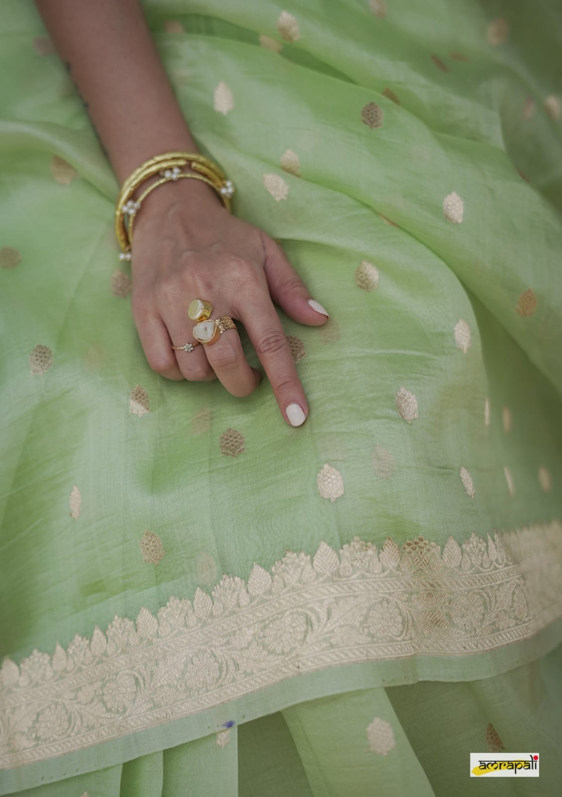 Handwoven Banarasi Silk Saree with Zari Border
