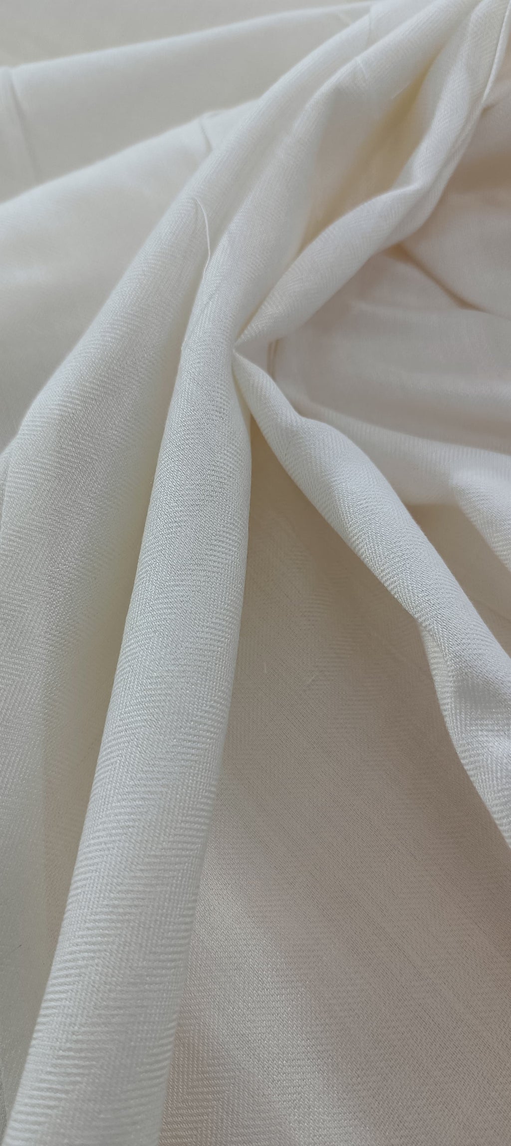 Handloom Pashmina Silk Cotton Fabric – Natural White