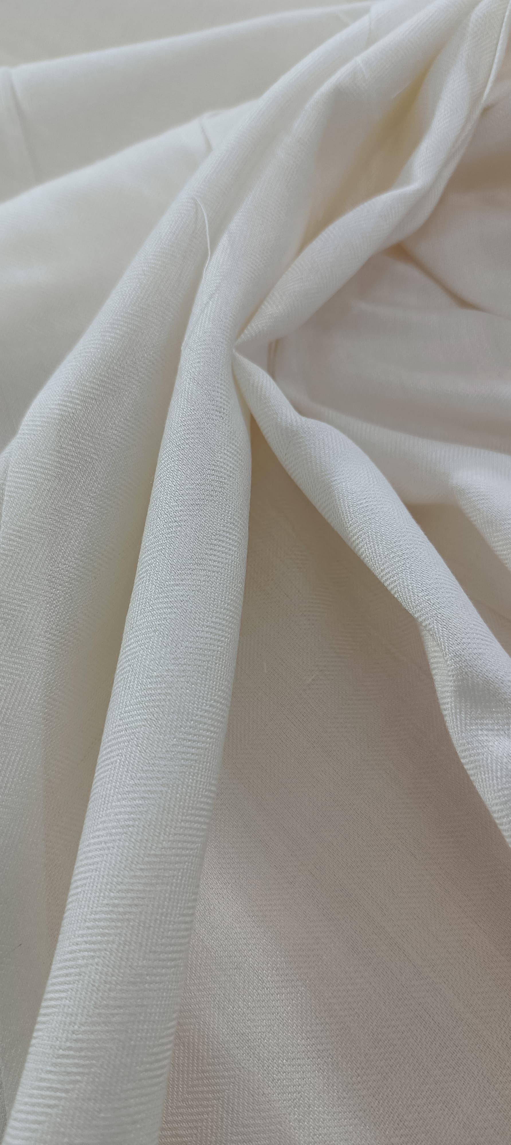 Handloom Pashmina Silk Cotton Fabric – Natural White