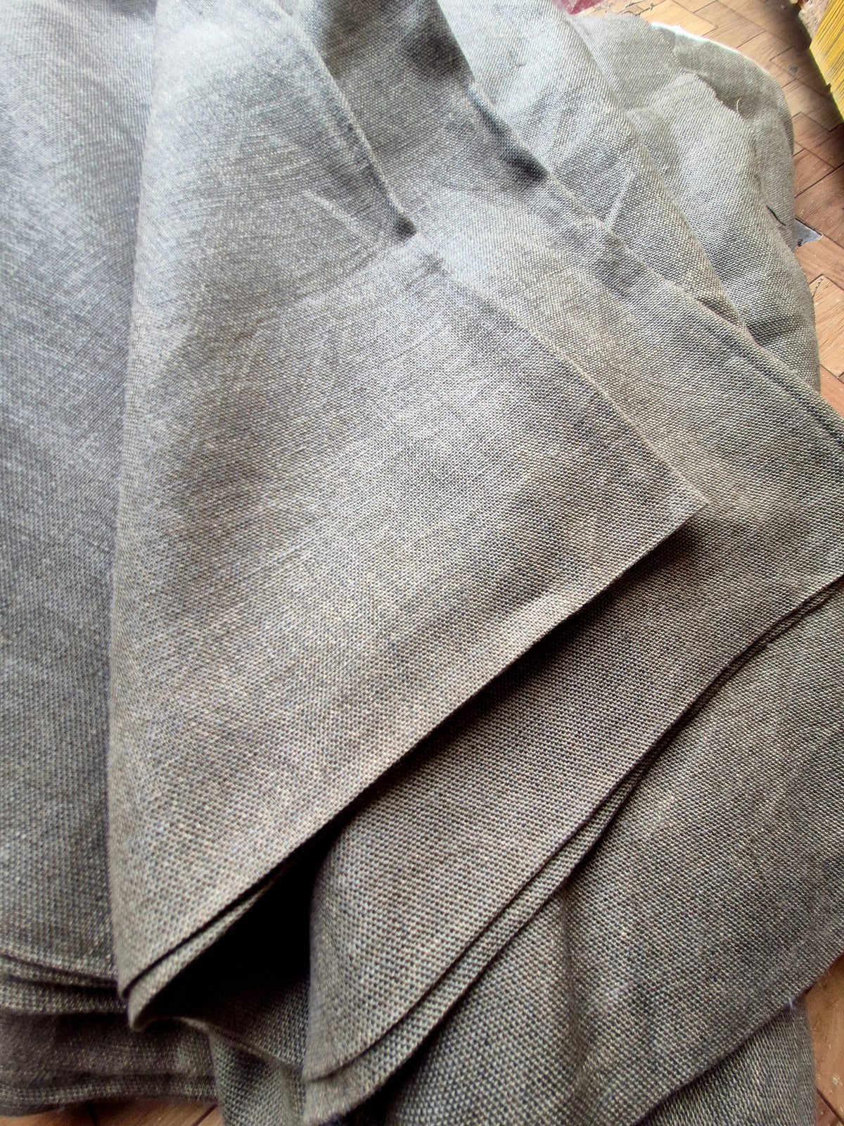 Pure Linen Suiting Fabric - Grey Olive Melange